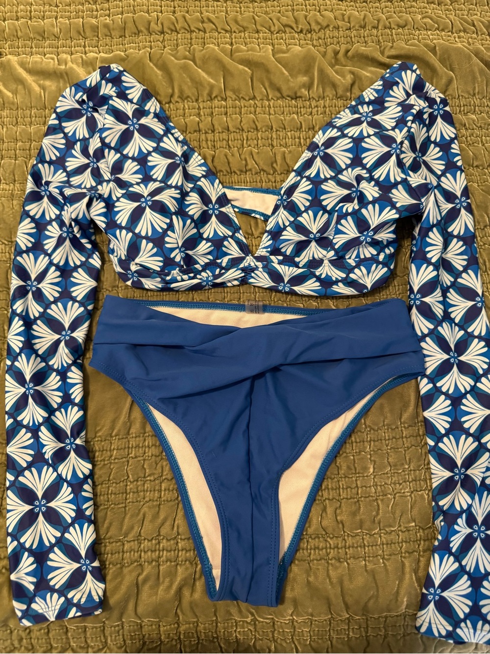 SHEIN Blue & White Floral Long Sleeve Bikini Set